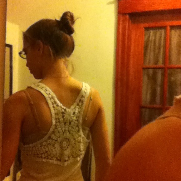 ❌Traded❌ Knit lace racer back tank - Picture 4 of 4