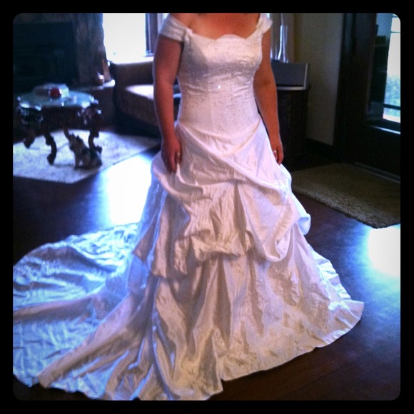 ❌SOLD❌❗️Wedding Dress NEW - Picture 1 of 4