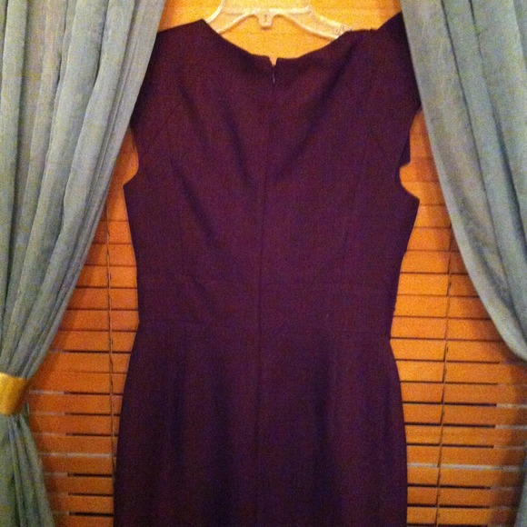 Burgundy dress - Picture 3 of 3