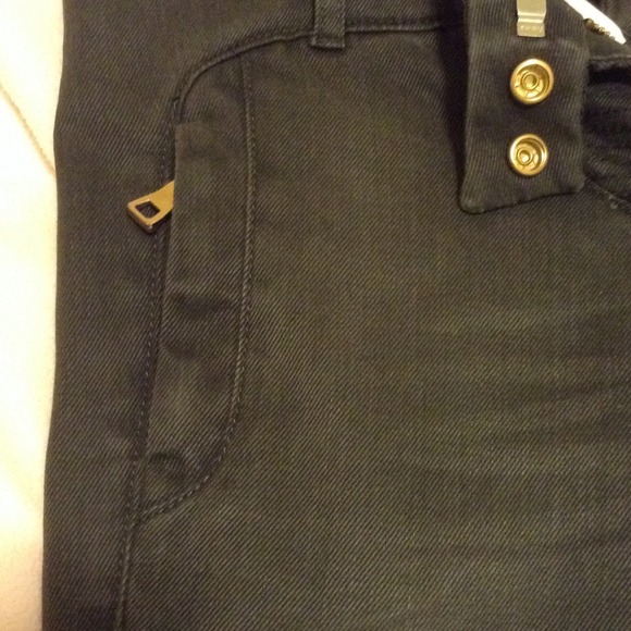 REDUCED!!! Balmain Low Rise Biker Jeans in Black! - Picture 3 of 4