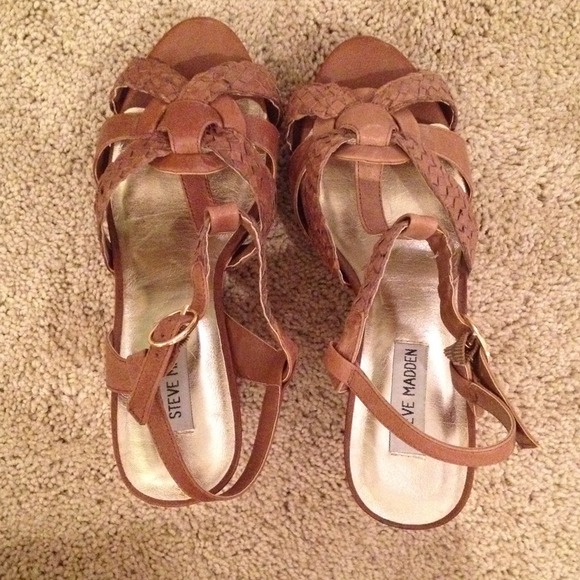 Steve Madden wedges size 8.5