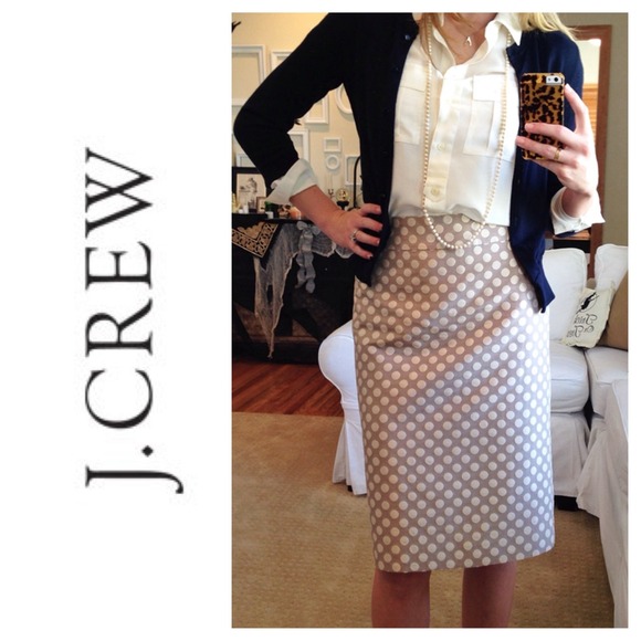 💢SOLD💢 J.Crew Pembridge Dot Pencil Skirt