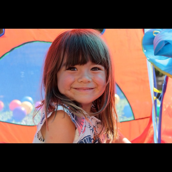 Meet your posher! - Picture 2 of 4