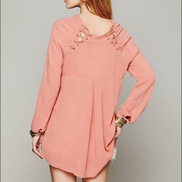 Gifted🌸Free People Lace Up Back peach coral top - Picture 2 of 4