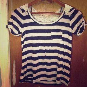 Black and white stripe tee
