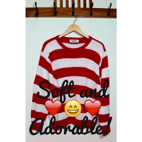 ❤️Red And White Striped Oversize Sweater❤️