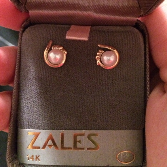Zales 14k gold