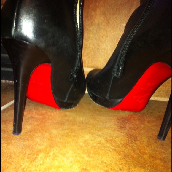 Authentic Christian Louboutin Babel 100 mm