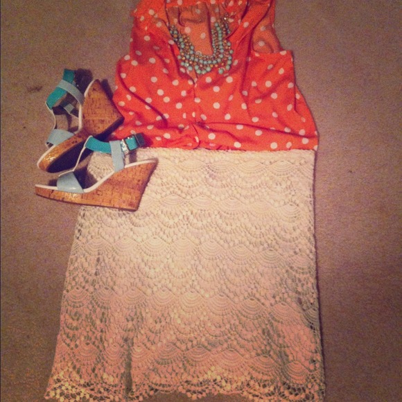 Fitted Lace Scalloped Skirt--WILL BUNDLE! - Picture 1 of 1