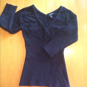 bebe  V~Neck Sweater