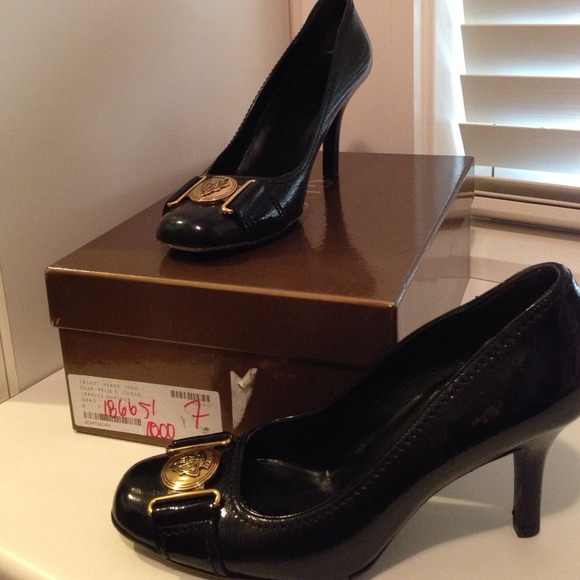 Authentic Gucci Patent Leather High Heels