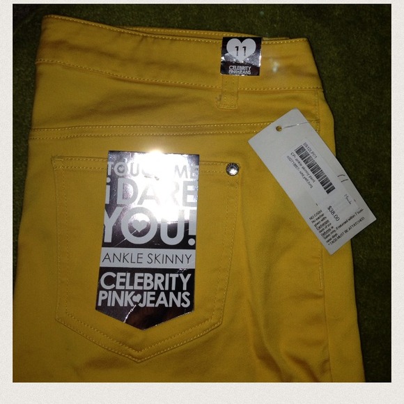 Celebrity Pink Jeans Skinny Leg - Picture 2 of 3