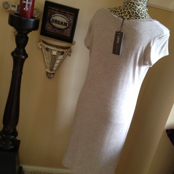 DREW t-shirt dress khaki in color Size M. (NWT) - Picture 3 of 4