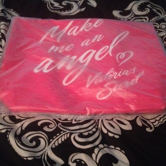 Large Victoria's Secret Hot Pink tote!