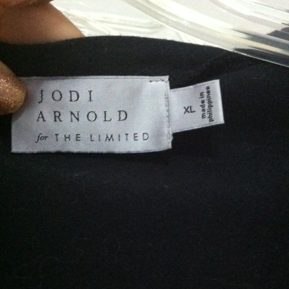 Black top - Picture 3 of 3