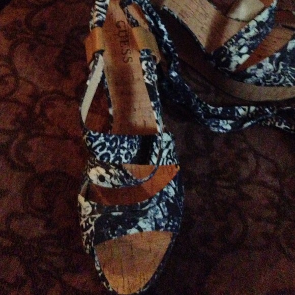 **Sold***👡👠👢👍 - Picture 2 of 2