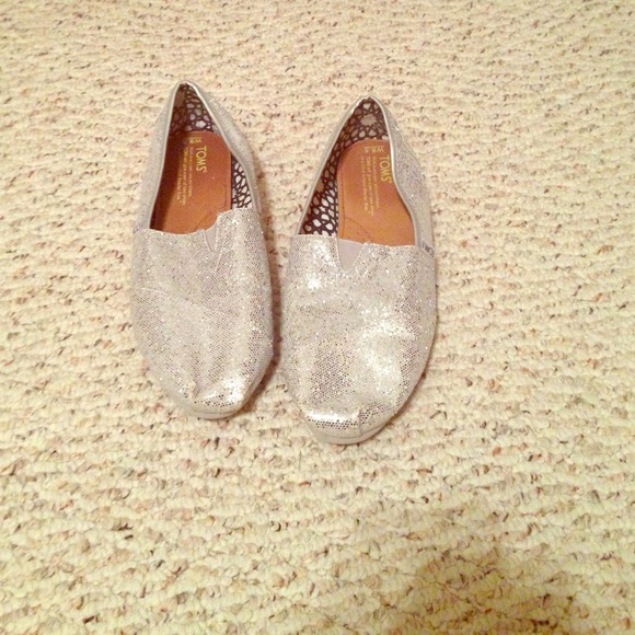 All silver sequin TOMS size 8.5 women's!
