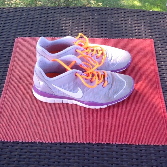 💕NIKE Free TR Fit💕HOLD💥💥