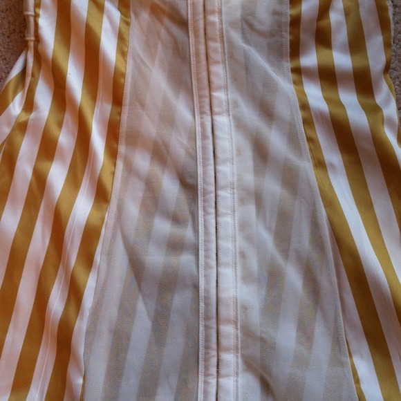 Golden stripped lingerie! Victoria Secret bundled - Picture 4 of 4