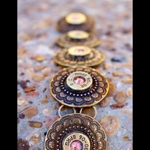 Bullet bracelt