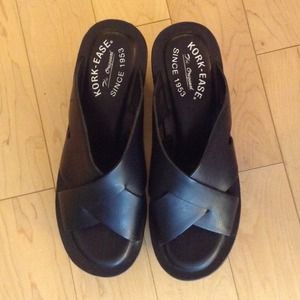 NEVER WORN Kork-Ease Platforms