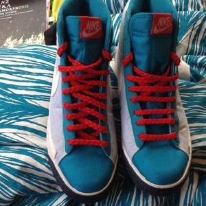 Nike blazers sneakers