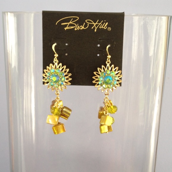 SOLD IN BUNDLE Bead Earrings - Picture 2 of 2