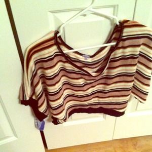 Crop-top sweater