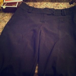 Black capris