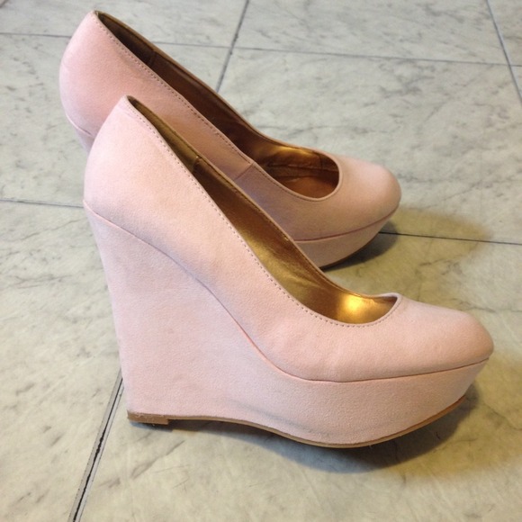 light pink wedge heels