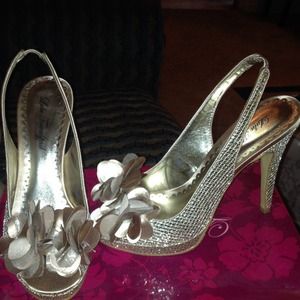 Lulu Townsend heels........DSW