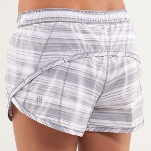 Lululemon 6 gray roll down running shorts