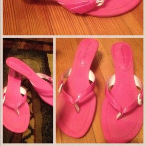 Kitten heels sandals worn twice