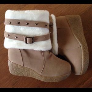 Winter boots