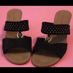 Elegant Pesaro black heels✨ BEST OFFER✨