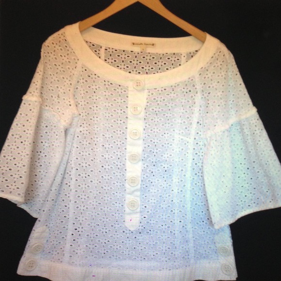 🎀SOLDNANETTE LEPORE white eyelet top🎀BUNDLE