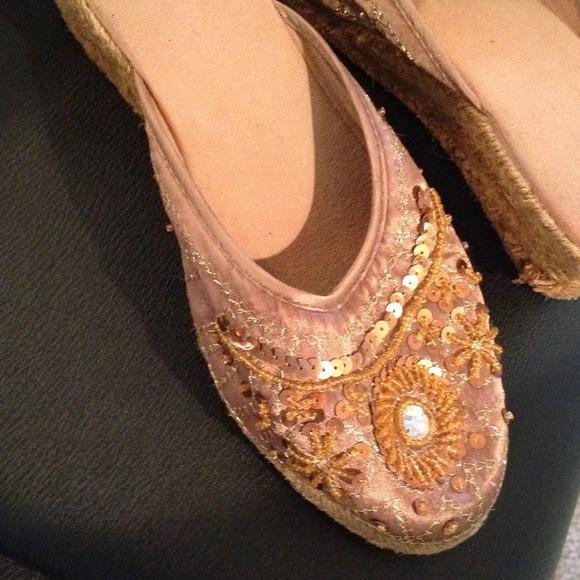 SLIDE IN SHOES