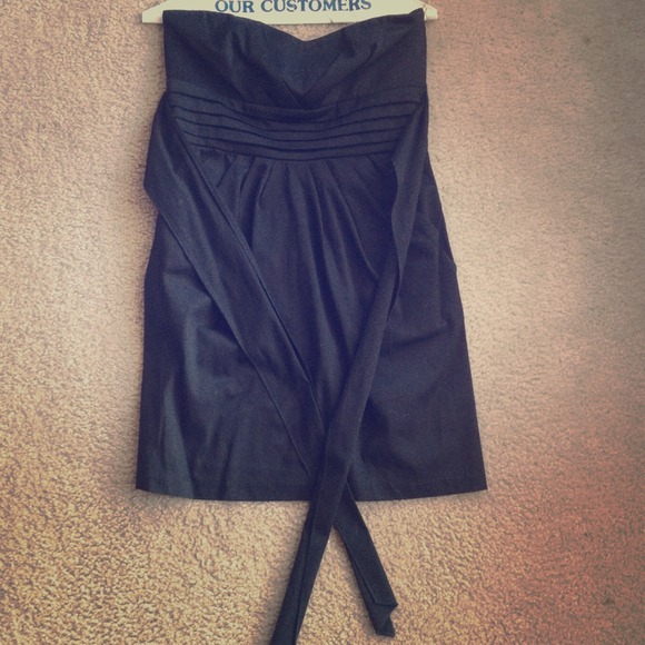 Black strapless dress