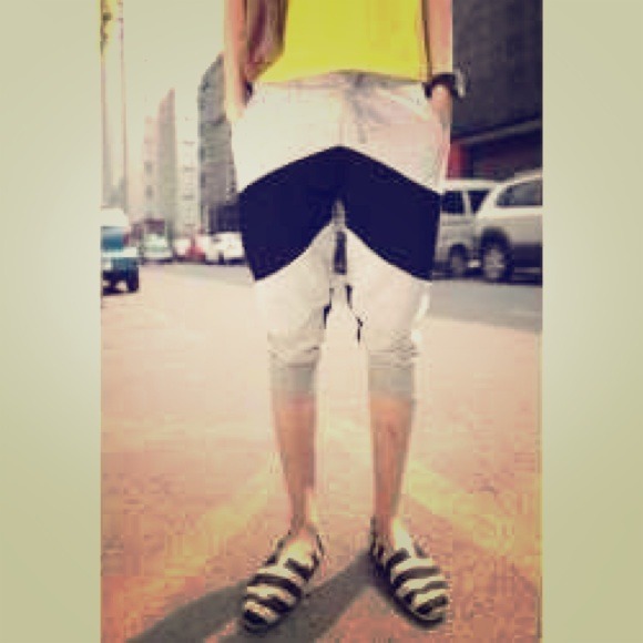 Cropped Colorblock Sweats for Men