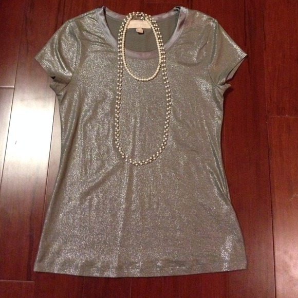 🚫sold in bundle🚫Banana Republic Tee