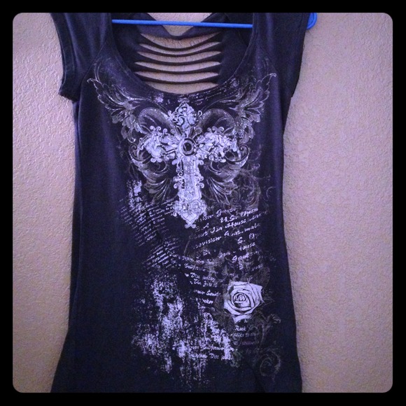 Tops - 🚫hold for mamasita18🚫Dark grey shirt