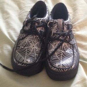 Emily the strange spiderweb tennis shoes