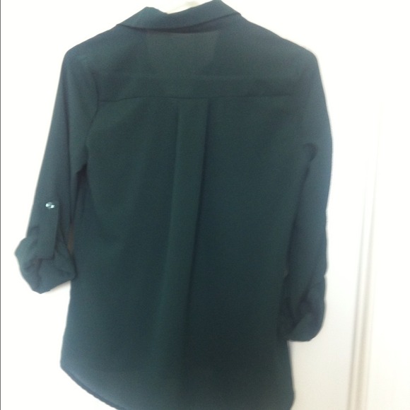 🚫Bundled 👑Host Pick👑 F21 Hunter green button up - Picture 2 of 2