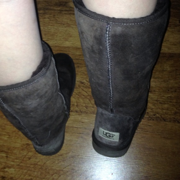 Authentic SZ 7 Uggs tall boot