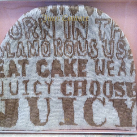 Juicy Couture winter wear set - Picture 2 of 4