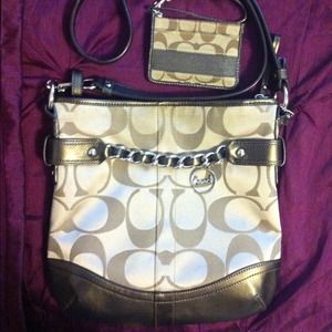 ❌Reduced!❌ 💜Coach Bag💜 Needs to go