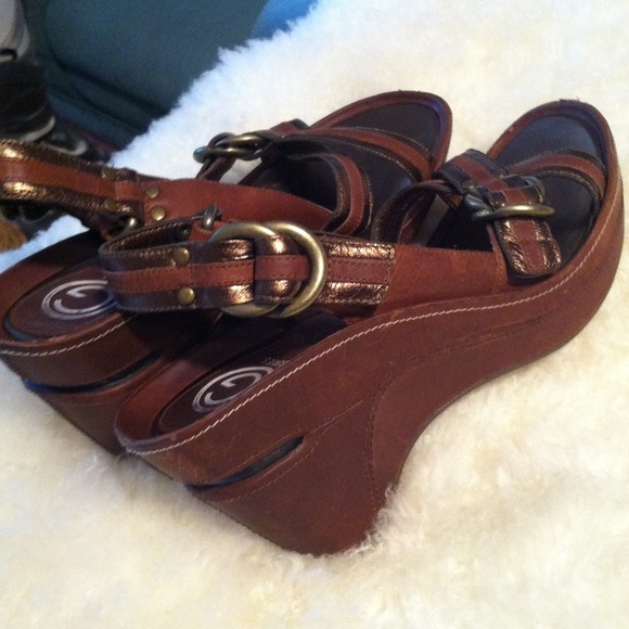 Cole Haan - Picture 2 of 4