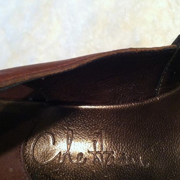 Cole Haan - Picture 3 of 4