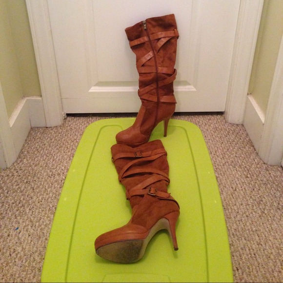 Carmel boots