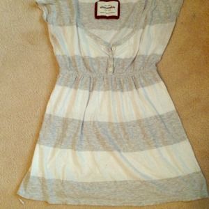 Two Abercrombie tops, and one hollister.